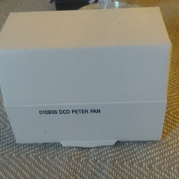 Grolier Peter Pan Christmas Ornament - Picture 4 of 4